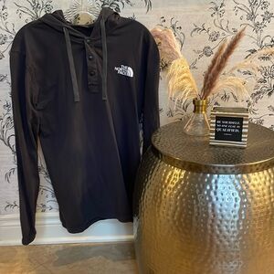 Mens light-weight North Face hoodie